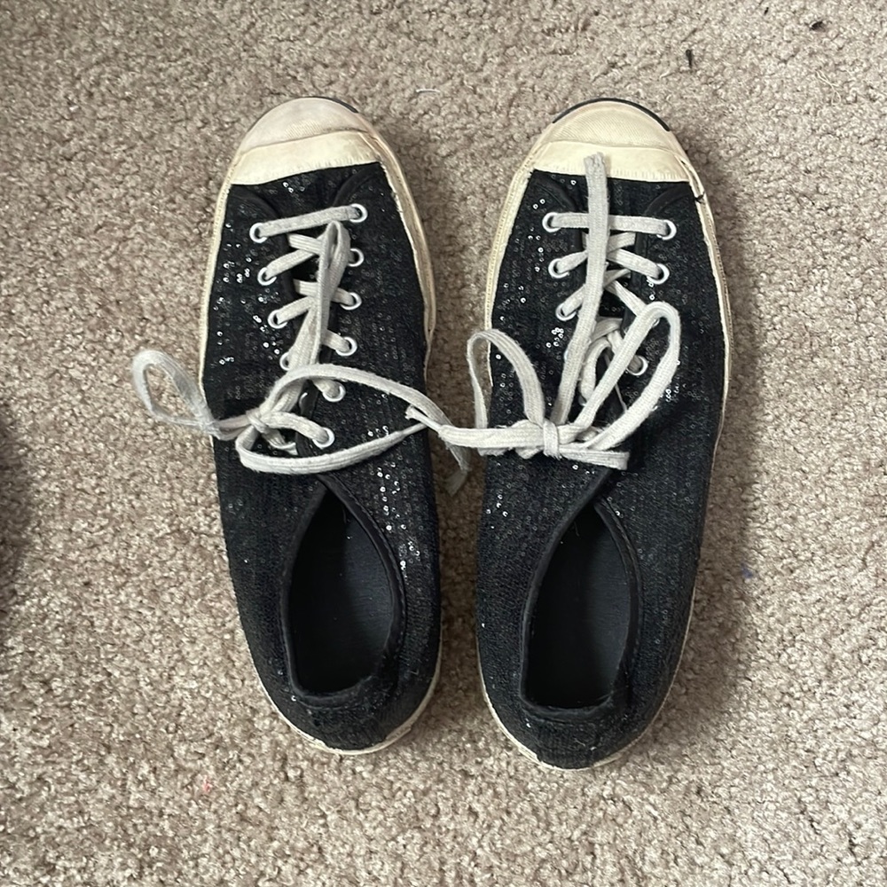 Black sparkle shoes